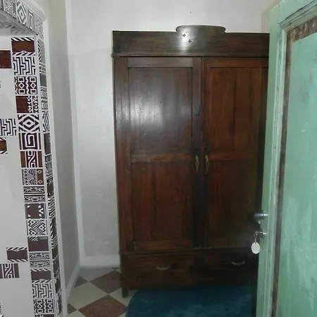 Milly Oda ve Kahvaltı 3*